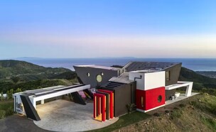 הבית במליבו (צילום:  Eric Kraft for Sotheby's International Realty)