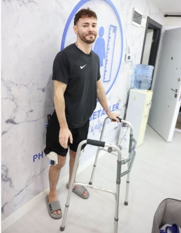 ברטראנד דרמנין, עבר ניתוח הגבהה ברטראנד דרמנין, עבר ניתוח הגבהה