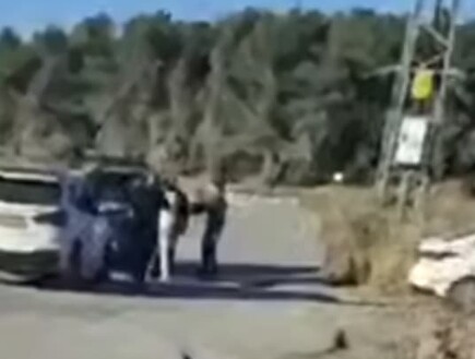 בפחות מדקה: שני שודדים נמלטו עם 250 אלף שקל