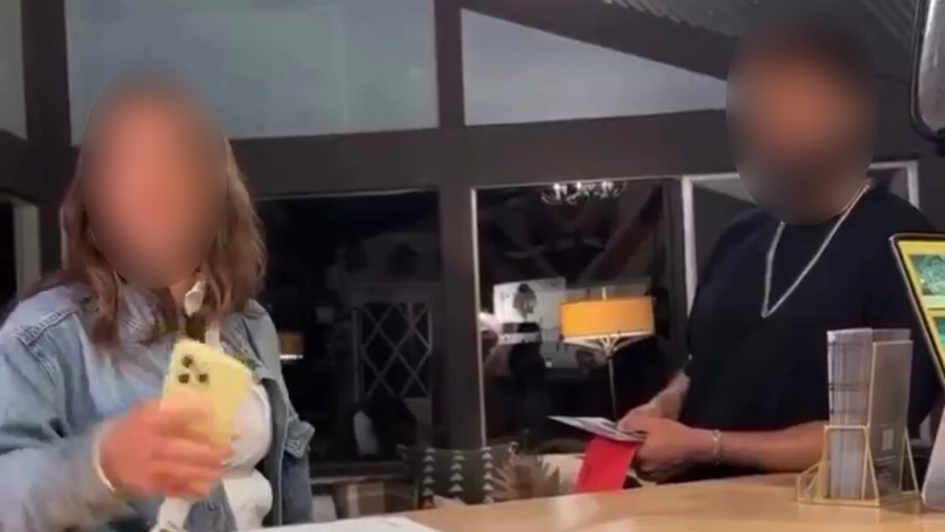 עובד קבלה פרו פלסטיני התעמת עם ישראלים בבית המלון