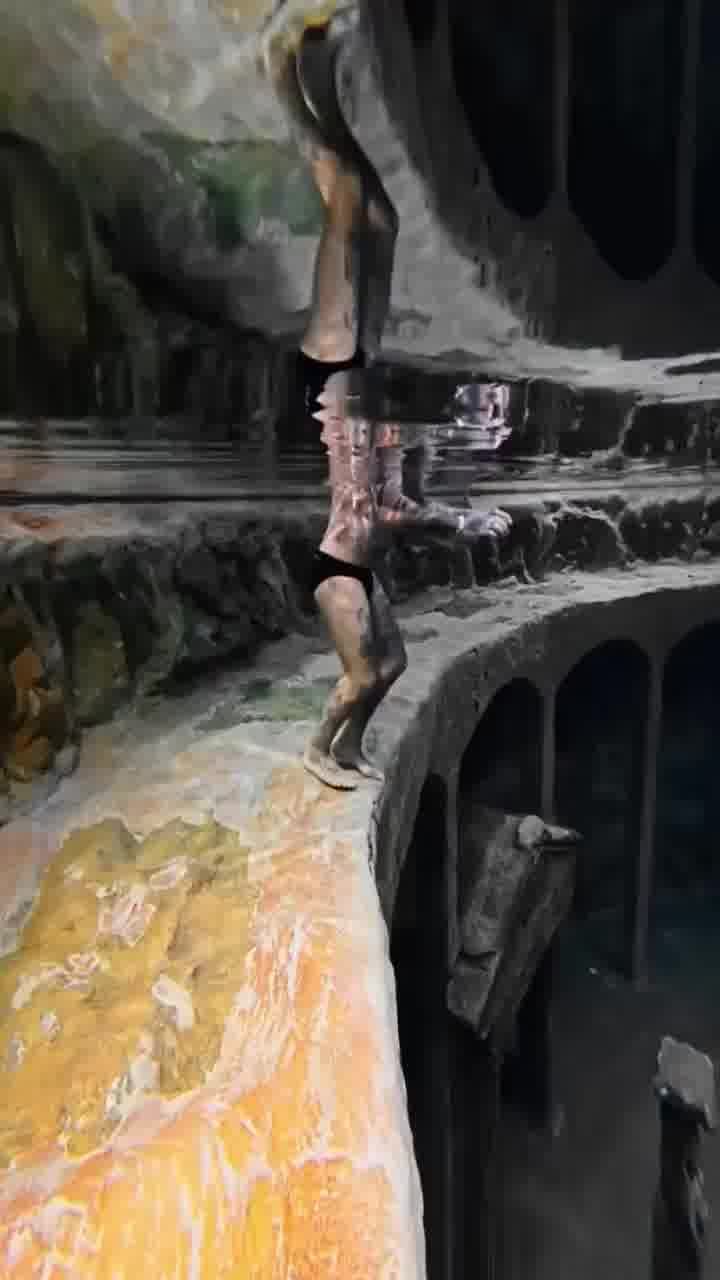 אם הסרטון הזה מלחיץ אתכם, כנראה שיש לכם תלסופוביה - פחד ממים עמוקים