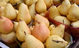 אגסים (צילום: עודד קרני)