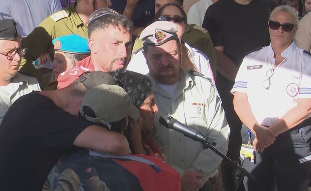אימו של סמל נהוראי לייזר ז"ל סופדת לו אימו של סמל נהוראי לייזר ז"ל סופדת לו