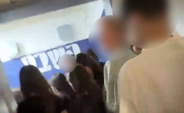 תלמידים בקריית שמונה במרחב המוגן בבית הספר תלמידים בקריית שמונה במרחב המוגן בבית הספר