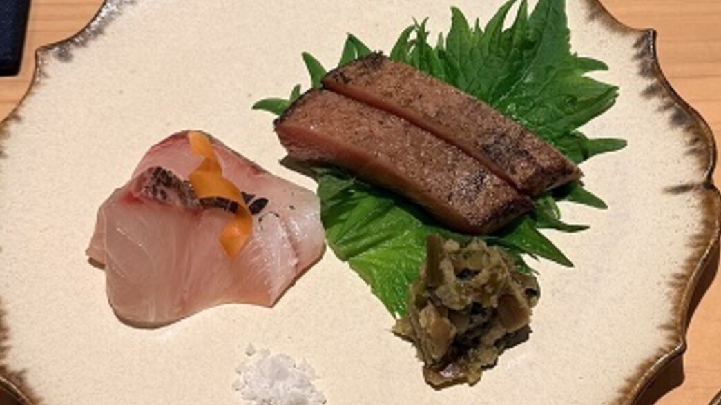 Sushi L’Abysse Osaka Yannick Alléno, אוסאקה Sushi L’Abysse Osaka Yannick Alléno, אוסאקה