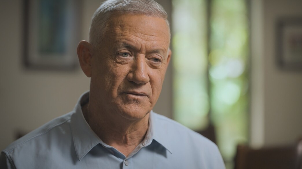 בני גנץ חושף את הסוד המשפחתי: 