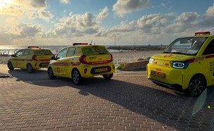 החוף שבו טבעו הנערים (צילום: מד"א )