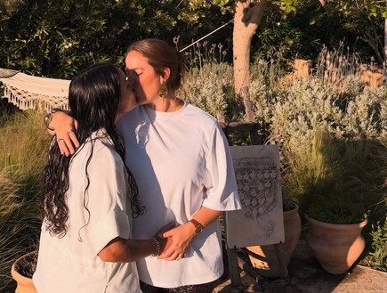 קרוב מתמיד: אמילי דמארי ודניאל עמית חשפו את תאריך החתונה שלהן