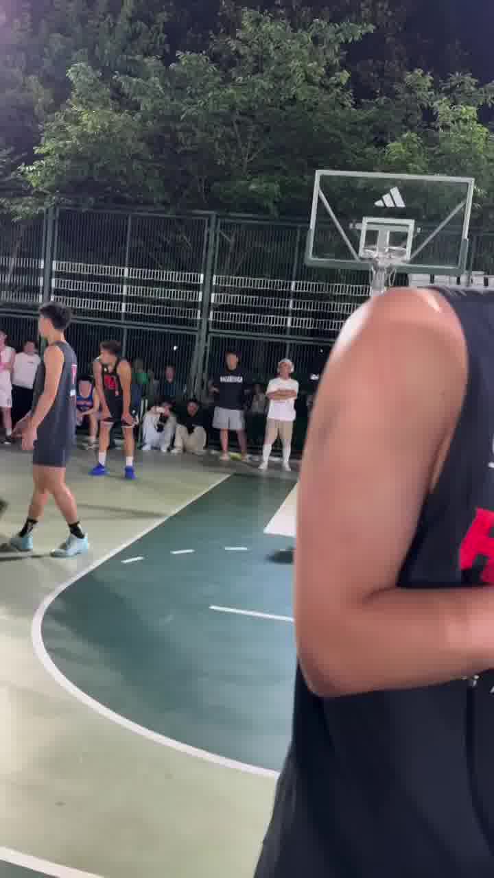 הידעתם? להחזיר לעצמכם כתף פרוקה יכול לגרום נזק בלתי הפיך לזרוע
