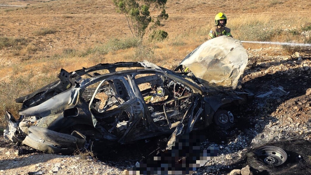 מטען התפוצץ בתוך רכב: חשד לרצח כפול בנגב