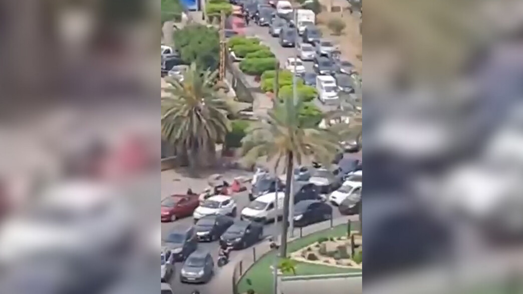 תיעוד מהפקקים ביציאה מהדאחיה בביירות תיעוד מהפקקים ביציאה מהדאחיה בביירות