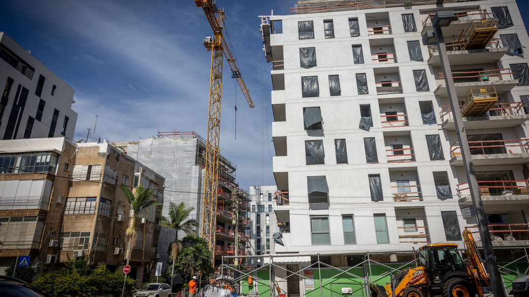 צניחה במכירת דירות יד שנייה בתל אביב לעומת זינוק בדירות החדש