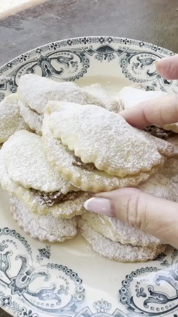 פאי תפוחים בפורמט של עוגיות אישיות? איפה חותמים