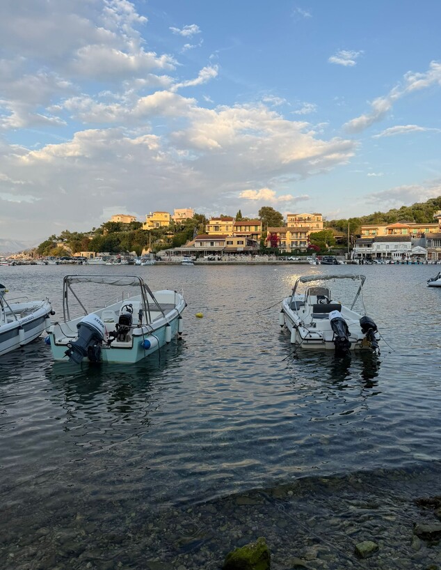 כפר kassiopi