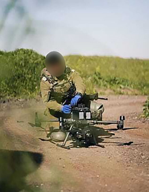 רחפן תוקף עם אמצעי תצפית ומצלמות חדשניות