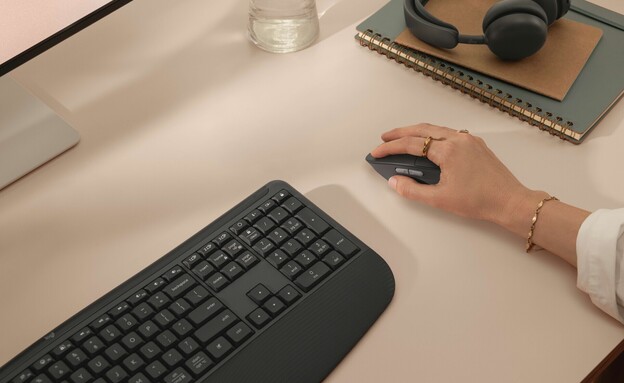 Signature Comfort Plus של Logitech Signature Comfort Plus של Logitech