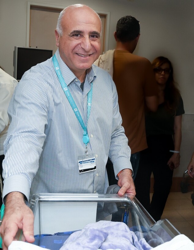 אילן יפתח עם נכדו אילן יפתח עם נכדו