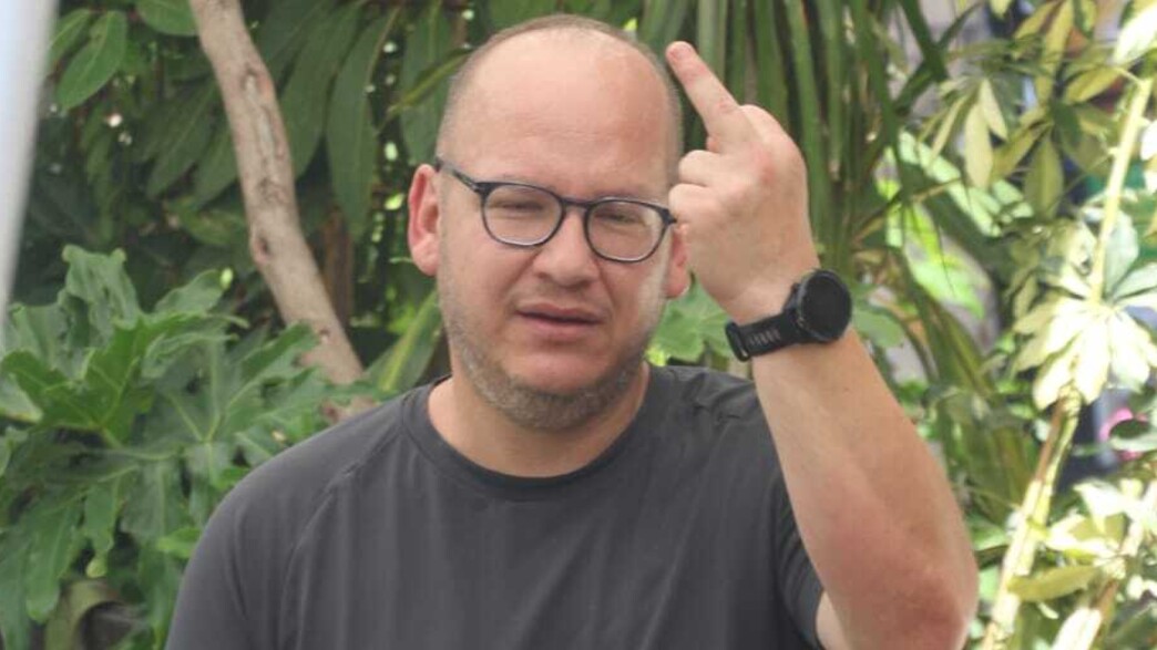 חיים לוינסון מושלשת