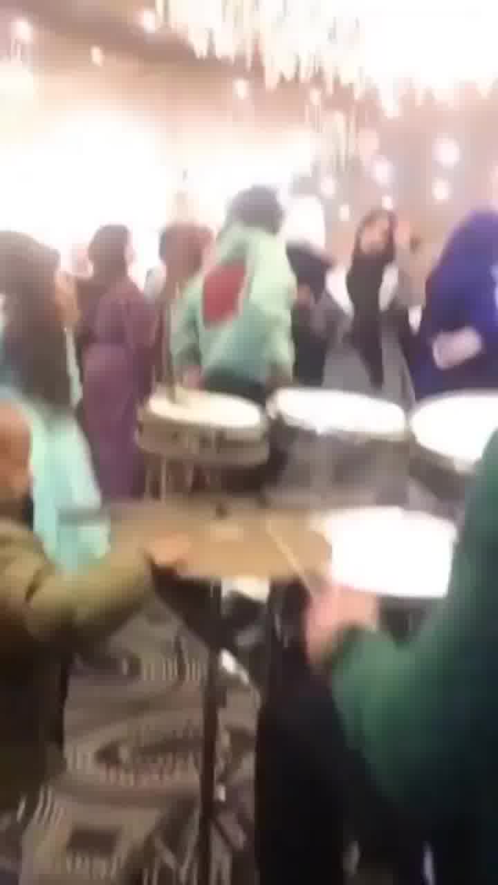 כלל לחיים: אל תפריע ללהקה בזמן שהיא מנגנת - ובמיוחד לא למתופף