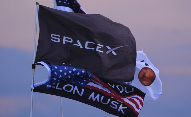 SpaceX SpaceX