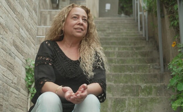 מלכה שנעקצה על ידי אושרי אזולאי מלכה שנעקצה על ידי אושרי אזולאי