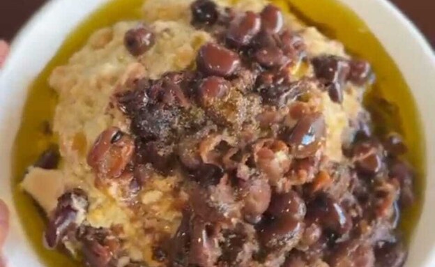 החומוס של אבי מעכו (צילום: לירן שבתאי)