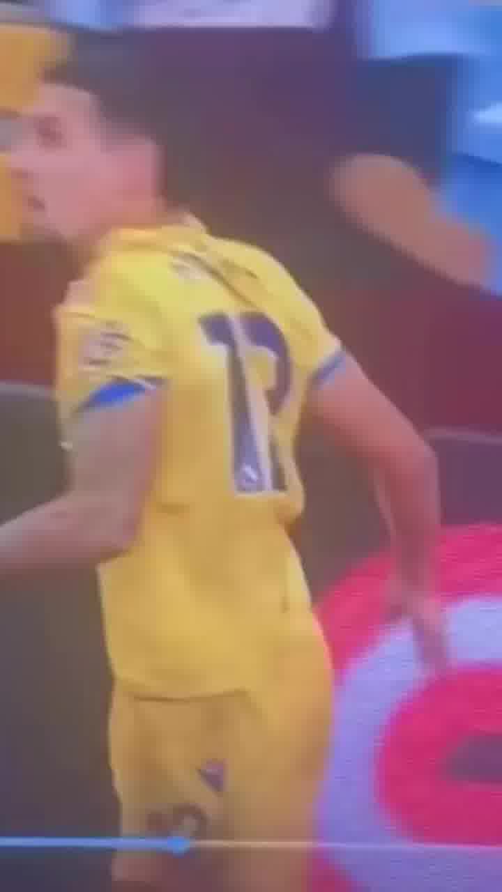 החינוך מתחיל בבית... במקרה הזה הבית הוא וילה פארק