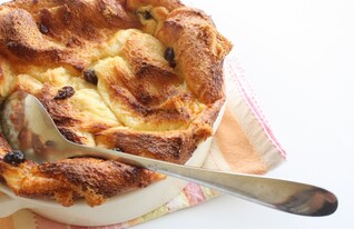 פודינג לחם (צילום: פז אלסטר, Cake It Easy)