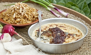 סינייה דג וטחינה עם אורז חום (צילום: אסף אמברם, mako אוכל)