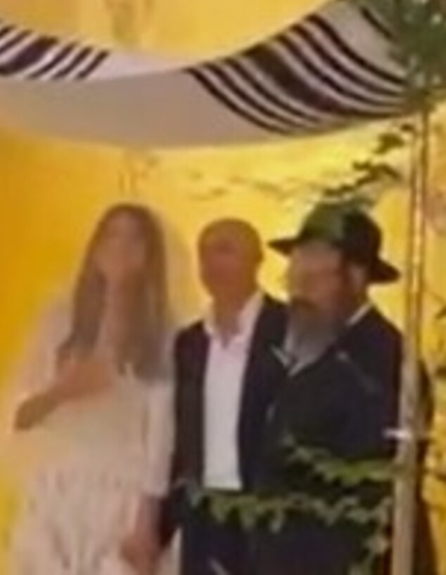בגיל 46: לירון וייסמן התחתנה עם איש העסקים אסי טוכמאייר בגיל 46: לירון וייסמן התחתנה עם איש העסקים אסי טוכמאייר