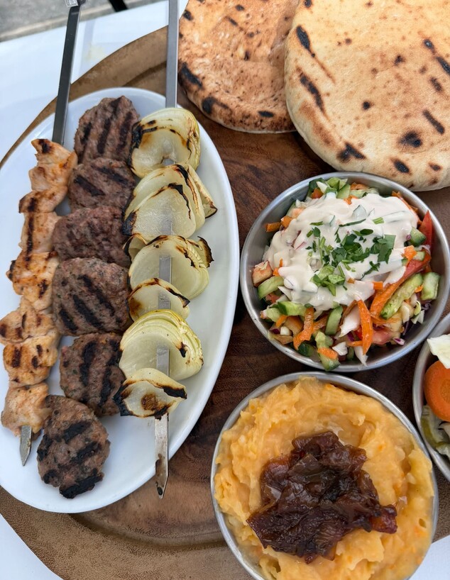 פטרוזיליה בשרונה מרקט פטרוזיליה בשרונה מרקט