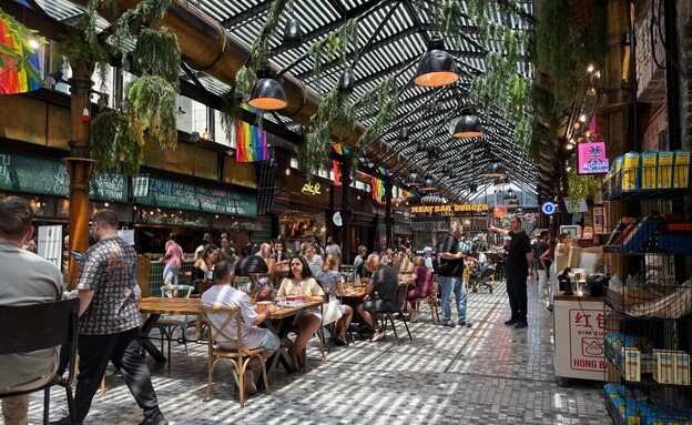 שרונה מרקט בצהריים שרונה מרקט בצהריים