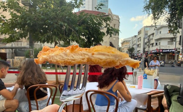 רך וג'וסי. השניצל של אוסקרס רך וג'וסי. השניצל של אוסקרס