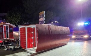 רכבת התהפכה בספרד (צילום: BBC, רשתות חברתיות)
