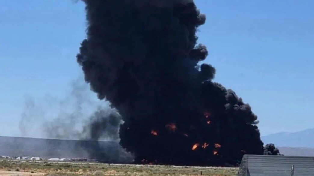 תיעוד: מפציץ B52 של צבא ארה"ב מתרסק בבסיס אדוארדס תיעוד: מפציץ B52 של צבא ארה"ב מתרסק בבסיס אדוארדס