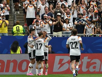 הצגה גרמנית (GETTY) הצגה גרמנית (GETTY)