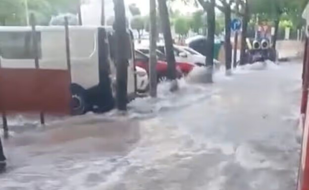 השטפונות בחאאן שבדרום ספרד (צילום: SOLARPIX)
