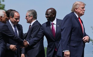 דונלד טראמפ וא-סיסי בפסגת ה-G7 בצרפת (צילום: Reuters)