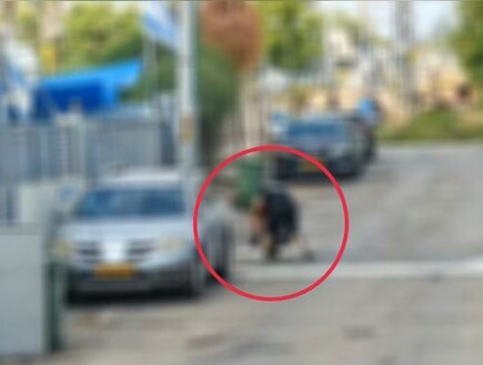 בת 20 הותקפה ברחוב באזור: "ניסה לנשק אותי בכוח"