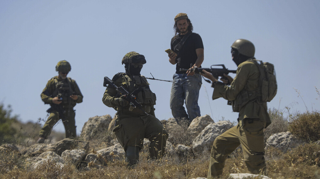עימותים בין פלסטינים ומתנחלים בח'ירבת חומסה עימותים בין פלסטינים ומתנחלים בח'ירבת חומסה