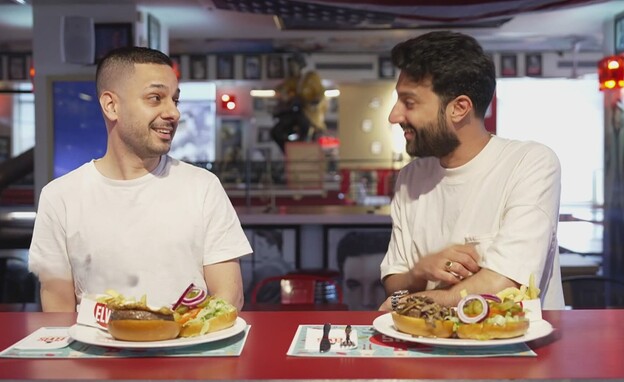 נועם יואלי, "אלביס" נועם יואלי, "אלביס"