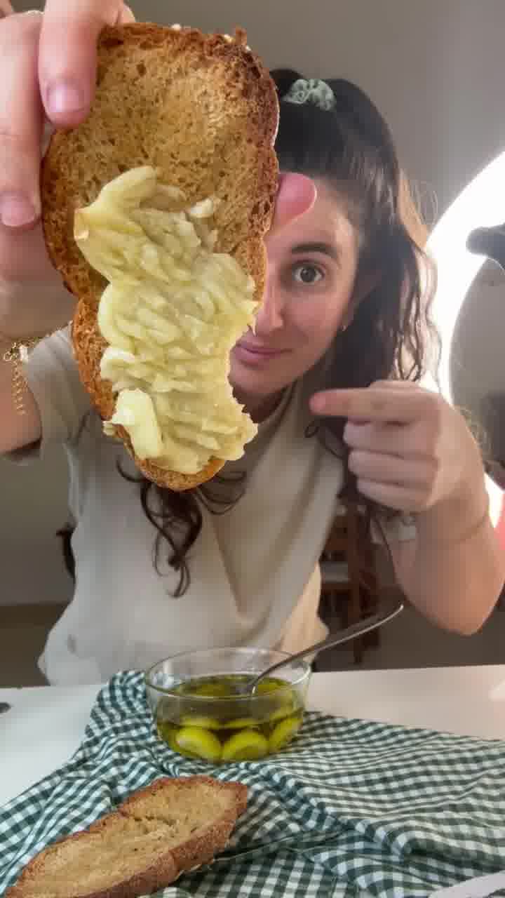 אתם לא מאמינים כמה מהר אפשר להכין שום קונפי 