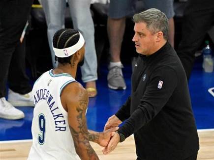 “מביא אושר לקבוצה“. אלכסנדר-ווקר ונורי (GETTY) “מביא אושר לקבוצה“. אלכסנדר-ווקר ונורי (GETTY)