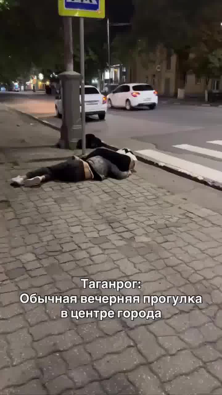 כשאתה מתווכח עם חברה שלך, והיא יודעת ג'ו ג'ו ג'יטסו