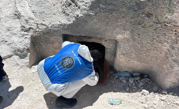 מנהרה שנחשפה בסמוך לירושלים (צילום: דוברות המשטרה)