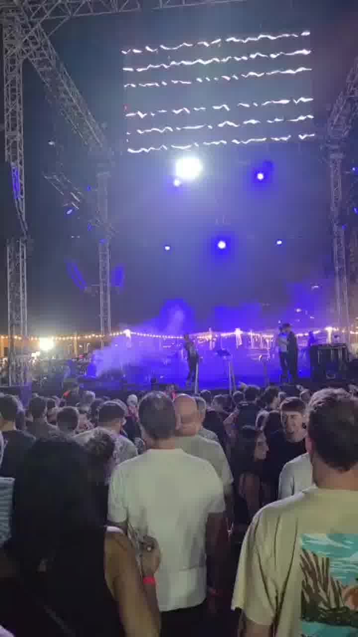 אלפי אנשים במופע המרכזי של בלקן ביט בוקס בלילה לבן בת"א שהתקיים הלילה