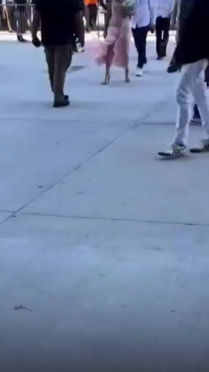 בין האורחים המפתיעים במשחק של גרמניה הלילה מצאנו גם את בון ג'ובי