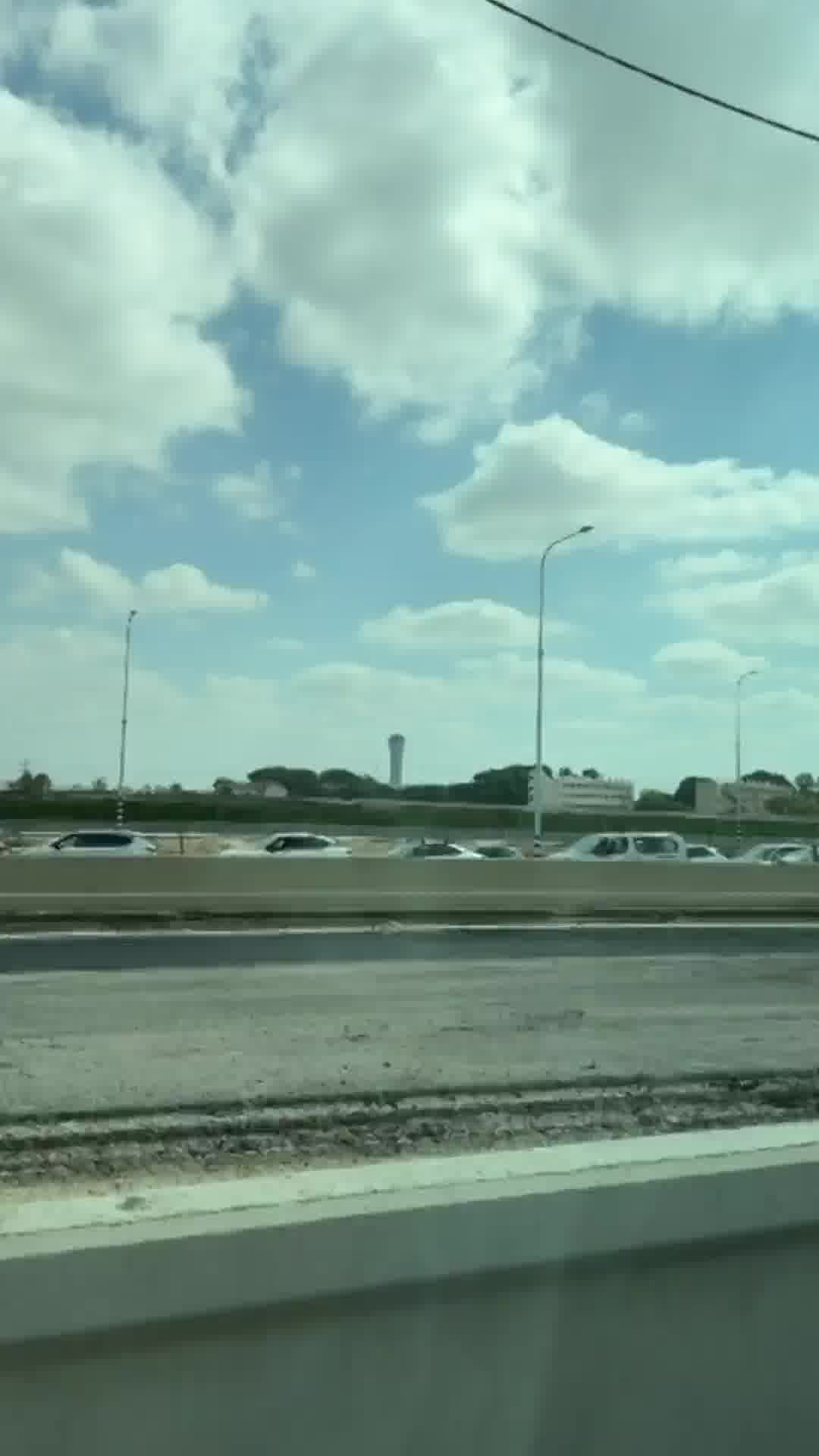 דווקא בשישי בבוקר - פקקי ענק בכביש 1