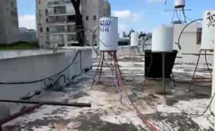הגג שבו בוצעה הגניבה (צילום: סעיף 27א לחוק זכויות יוצרים)