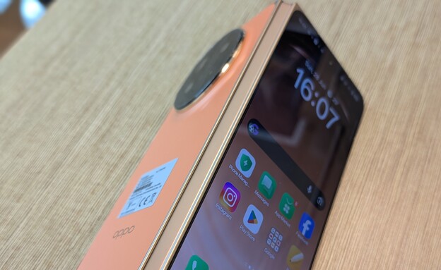 OPPO Find N6 